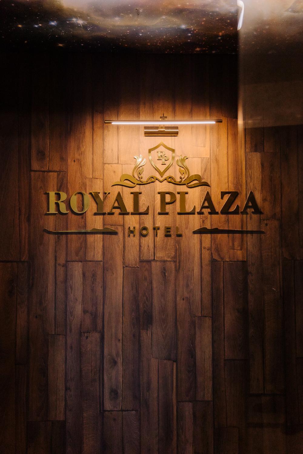 Royal Plaza Hotel Tbilisi Exteriör bild